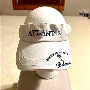 Atlantis. Paradise Island. White Atlantis Visor Hat. NWOT. One size fits all.